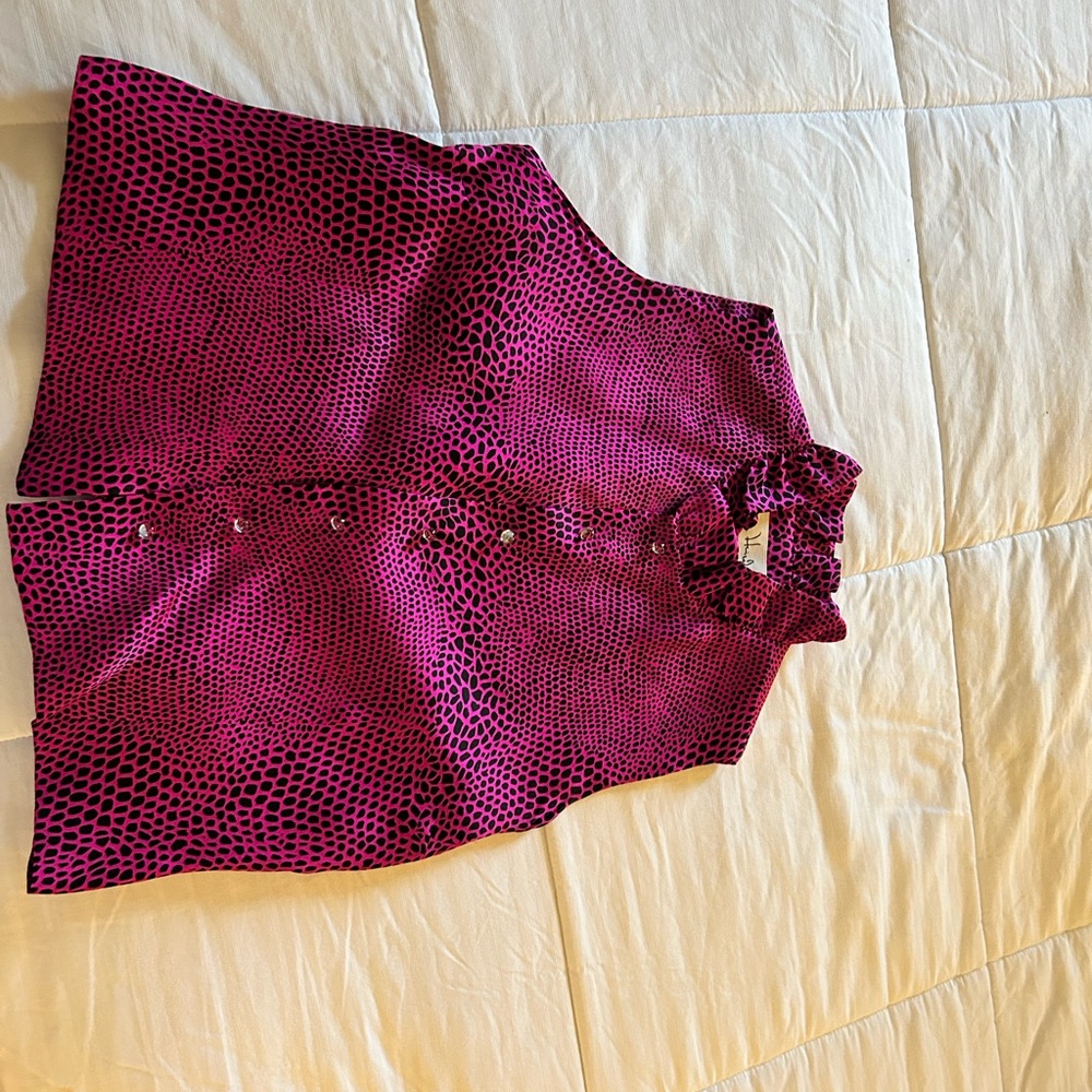 Fuschia / black mini dot print silk blouse with ruffle color.